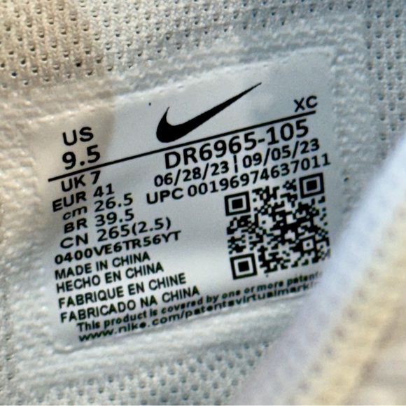 NWOT NIKE COURT AIR ZOOM VAPOR 11 HC 'WHITE LIGHT BLUE GUM' WOMEN’S 9.5 - Picture 7 of 9